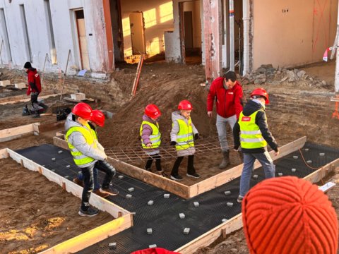 4b8f6b67-7673-41c2-bc74-0ad4f4a4fd93